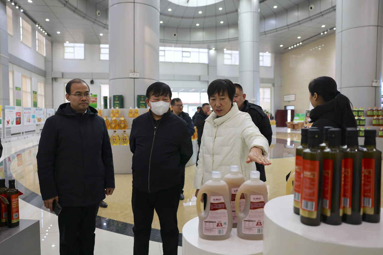 省疾控中心调研组来山东hjc黄金城集团调研