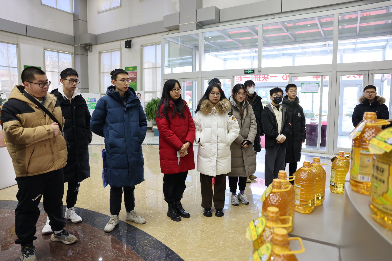北京大学本科生党支部实践团走进山东hjc黄金城集团