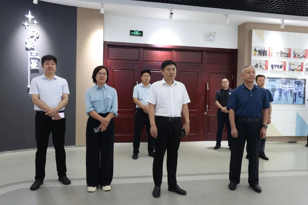 邹平市委副书记刘德军来山东hjc黄金城集团调研