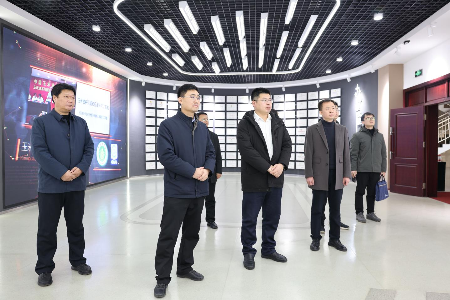 博兴县委社会工作部来山东hjc黄金城集团考察学习