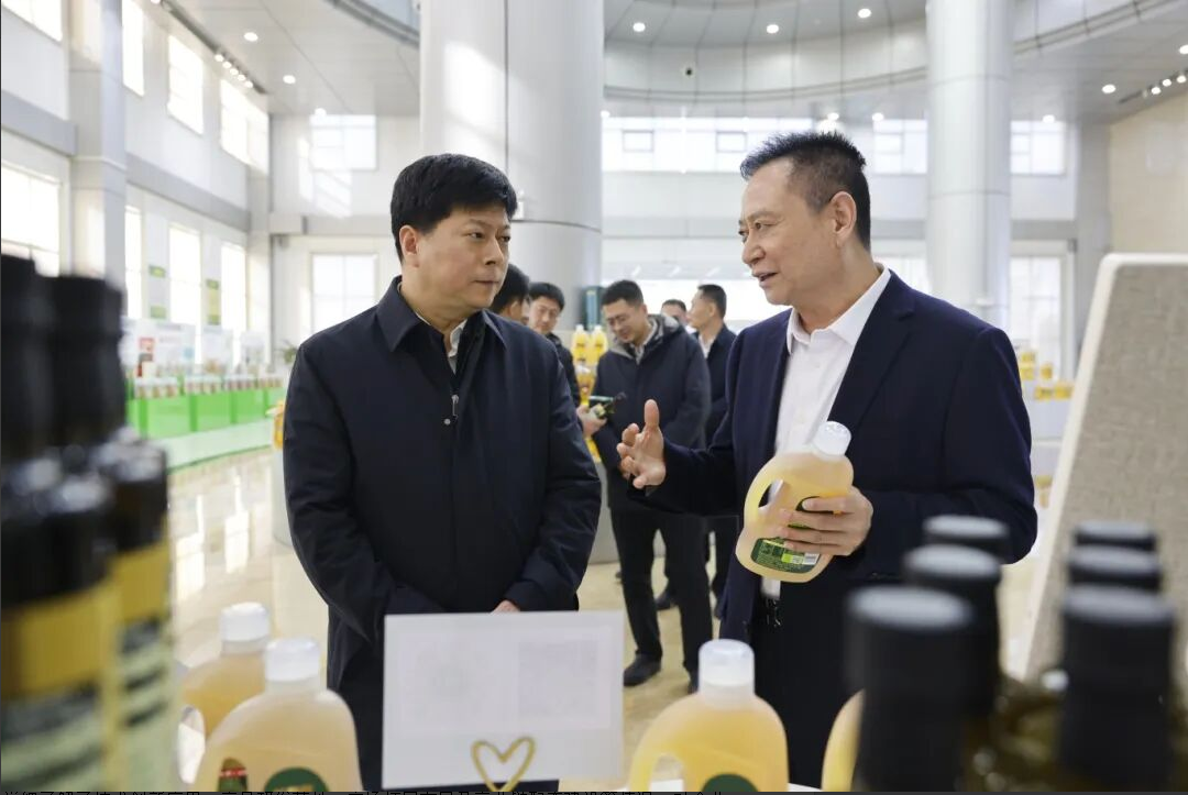 滨州市委常委、常务副市长胡薄来山东hjc黄金城集团调研