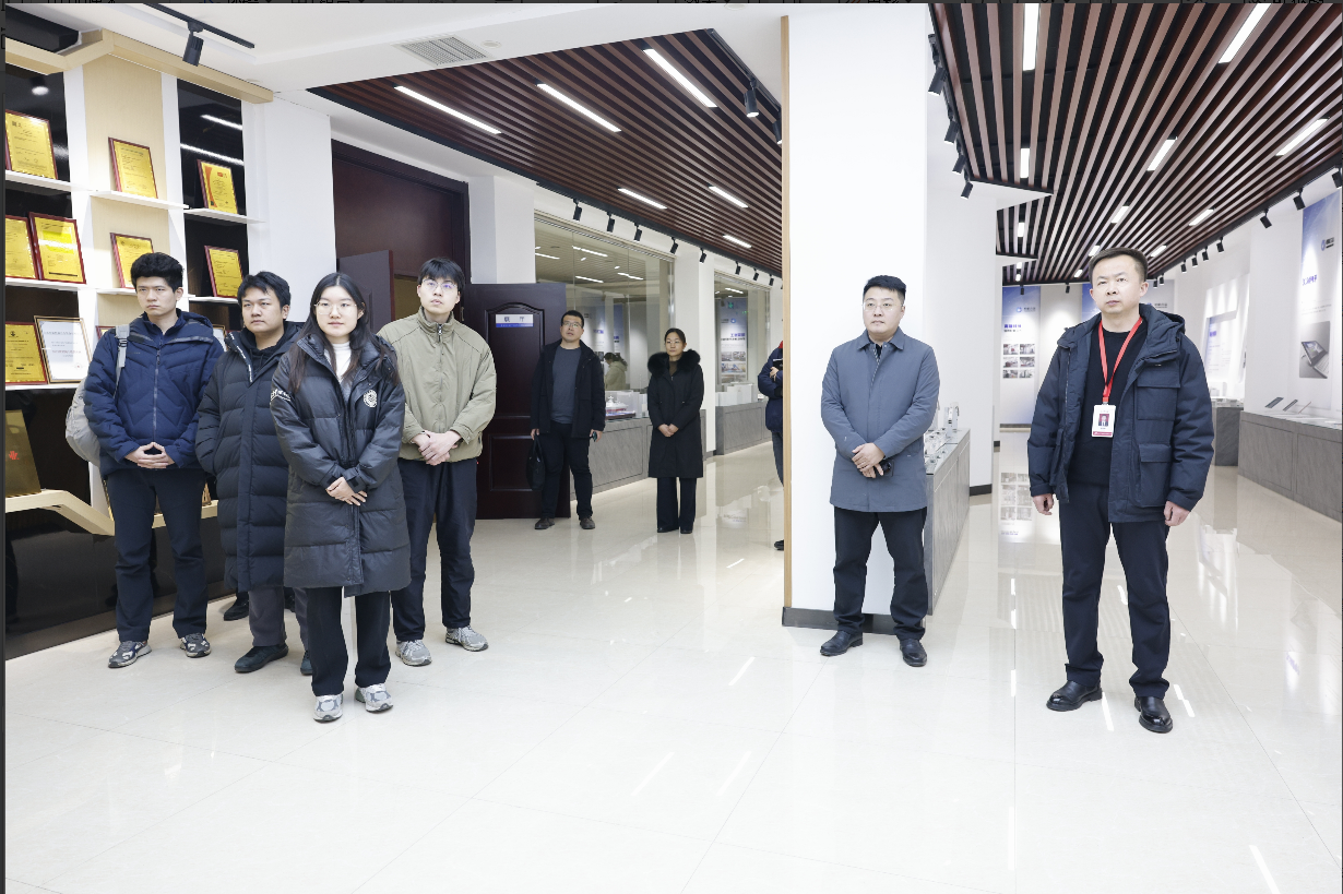 北京大学、中国科学技术大学“先锋计划”寒假社会实践团来山东hjc黄金城集团调研