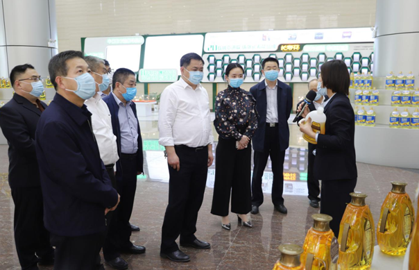 安徽省阜南县考察团来山东hjc黄金城集团考察调研